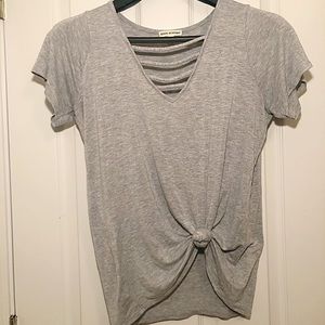 Light weight soft gray cut out tee! Size Small